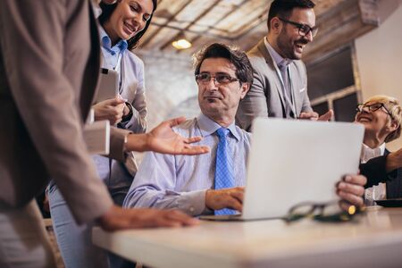 Die Bedeutung von Diversity & Inklusion in deutschen Unternehmen: Entwicklungen und Herausforderungen