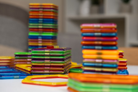 Diskriminierung von LGBTQ+-Mitarbeitenden: Ursachen, Prävention und Umgang in der Arbeitswelt