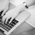 Storytelling im digitalen Bewerbungsprozess: Ihre berufliche Geschichte authentisch online präsentieren