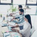 Erfolgsgeschichten von Quereinsteiger:innen: Inspirierende Beispiele aus verschiedenen Sektoren