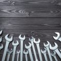 Typische Klauseln im deutschen Arbeitsvertrag und ihre Auswirkungen