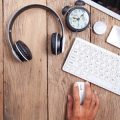 Digital Detox im Berufsalltag: Warum Bildschirmpausen so wichtig sind