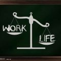 Flexible Arbeitszeitmodelle und ihre Auswirkungen auf Gesundheit und Work-Life-Balance