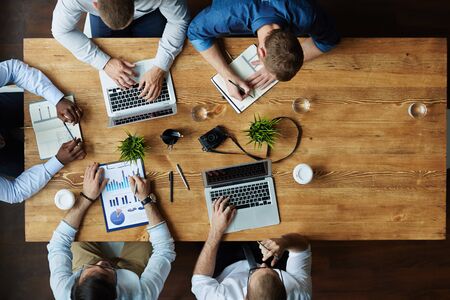 Digitale Achtsamkeit: Chancen und Risiken für die mentale Gesundheit im Homeoffice
